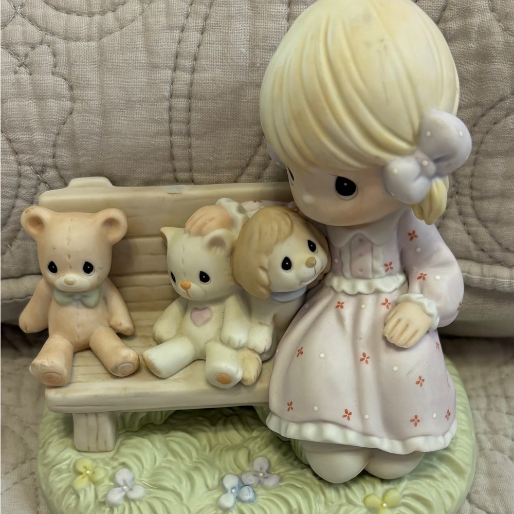 Precious Moments Ceramic Figurine There’s Always Room for a New Friend.
